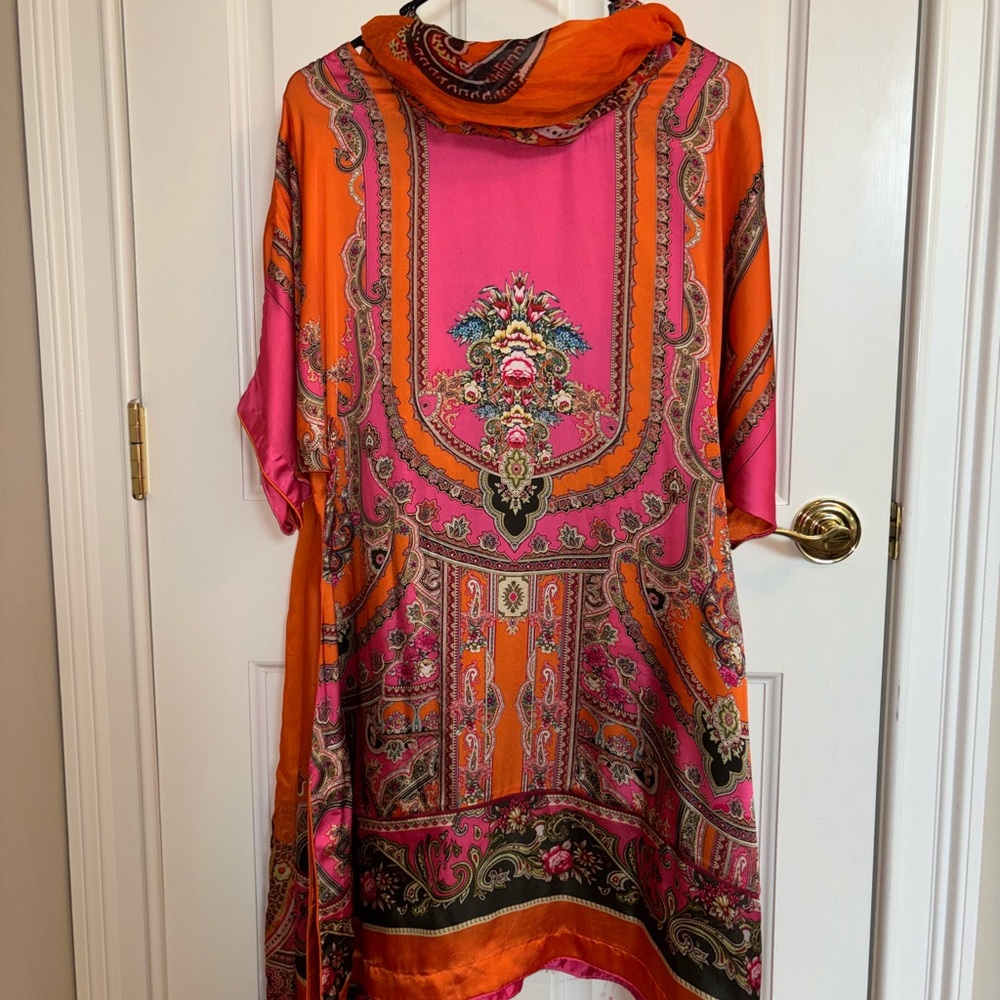 Vibrant Pink and Orange Patterned Shalwar Kameez/Kaftan